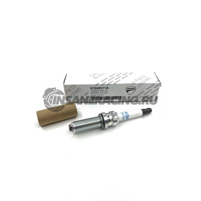 67040511A Свеча зажигания DUCATI PANIGALE V4